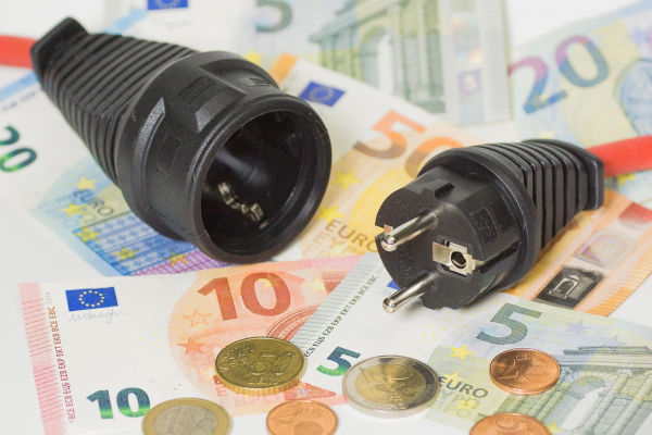 You are currently viewing Quel est le coût moyen de l’électricité pour une maison en 2025 ?